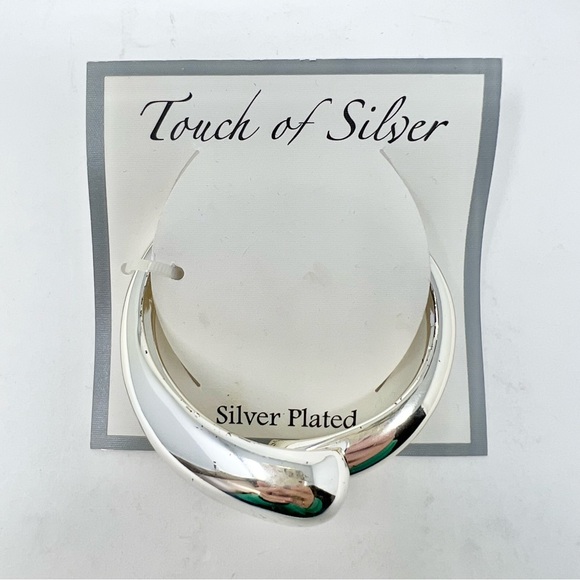 NWT Touch of Silver Trendy Hinged Cuff Bracelet Geometric Snake Silver Plated - Picture 1 of 6